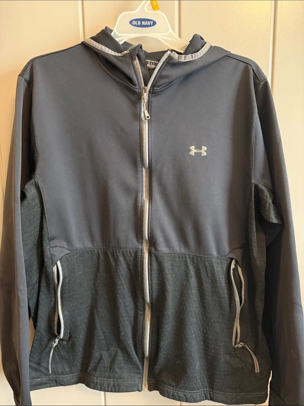 Under Armour Men's Black and Gray Full-Zip Hooded Performance Jacket